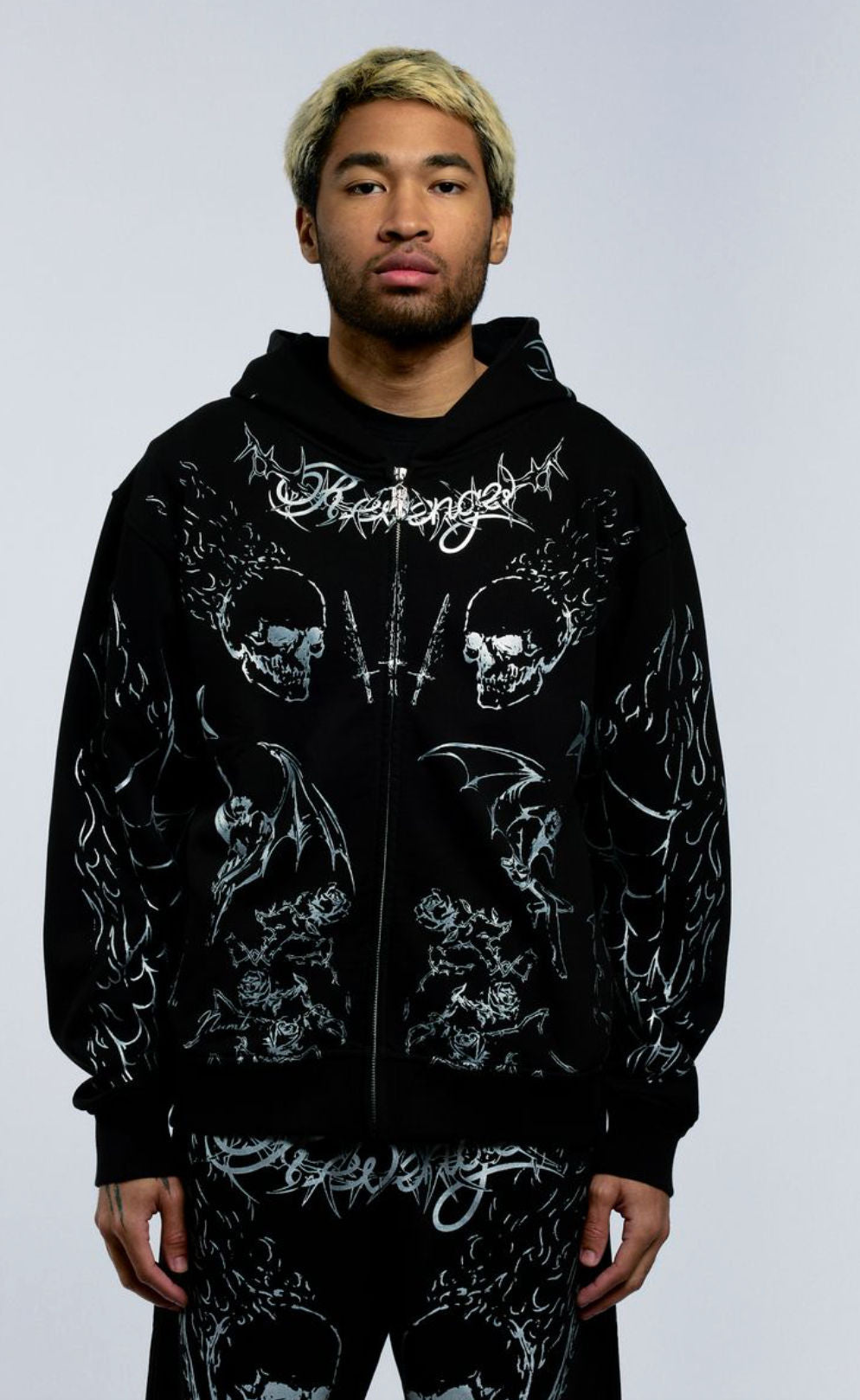 REVENGE TATTOO ZIP BLACK/SILVER FW25