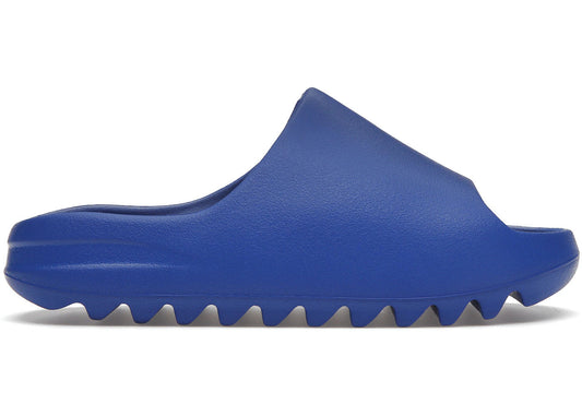 adidas Yeezy Slide
Azure