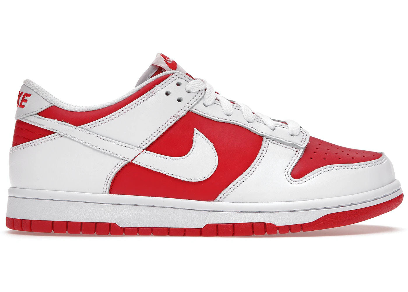 Nike Dunk Low
Championship Red (GS)