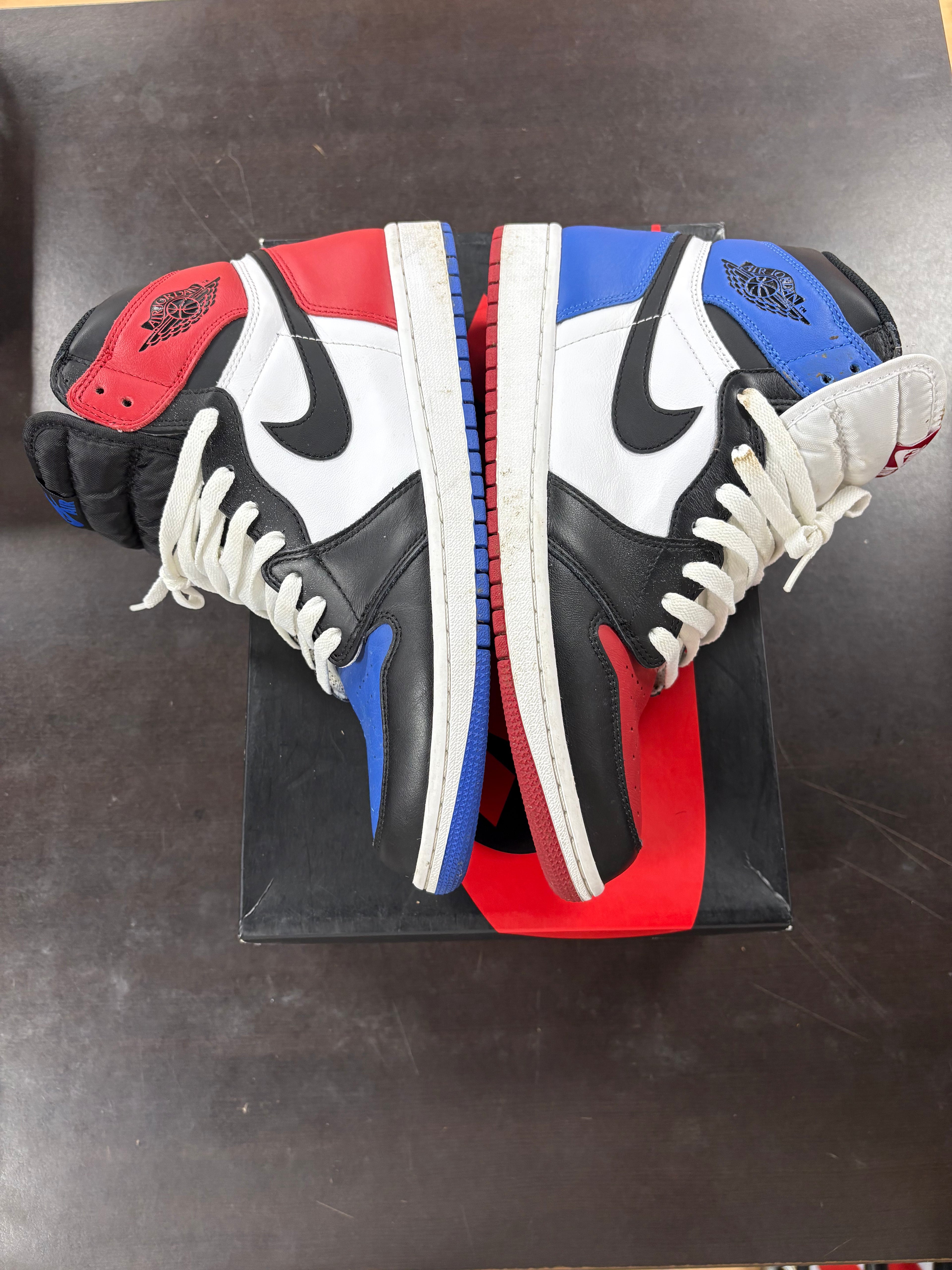 Jordan 1 Retro Top 3 - Used/Worn