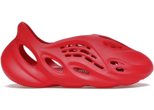 adidas Yeezy Foam RNNR
Vermillion