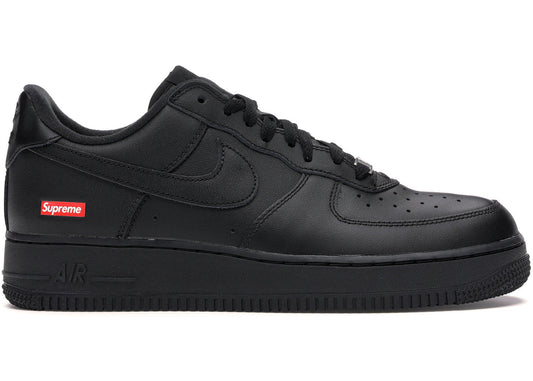 Nike Air Force 1 Low
Supreme Black