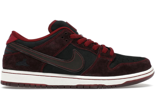 Nike SB Dunk Low Riot Skateshop - Used/Worn
