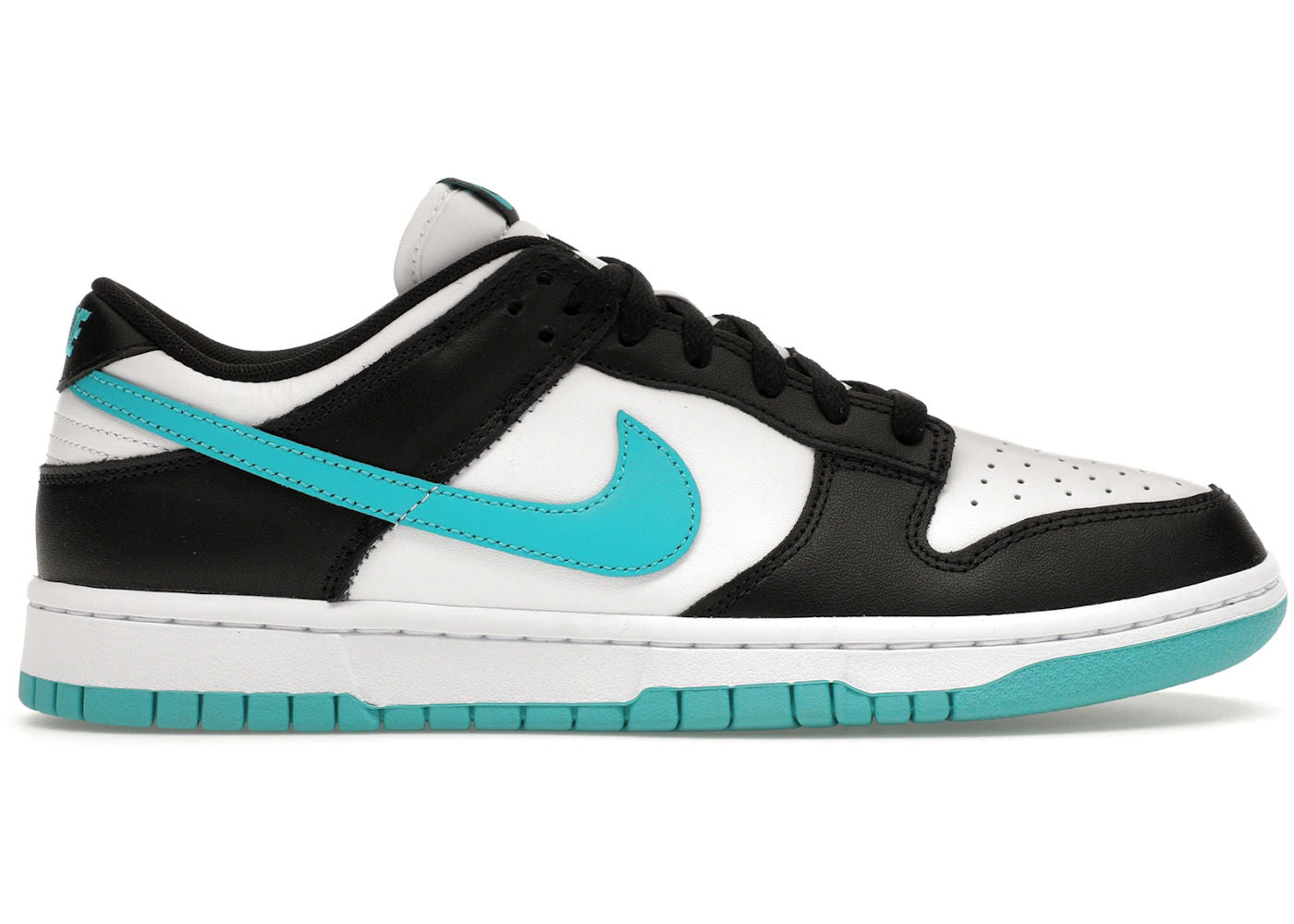 Nike Dunk Low
Black Dusty Cactus