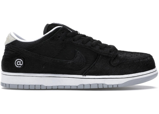 Nike SB Dunk Low
Medicom Toy (2020)